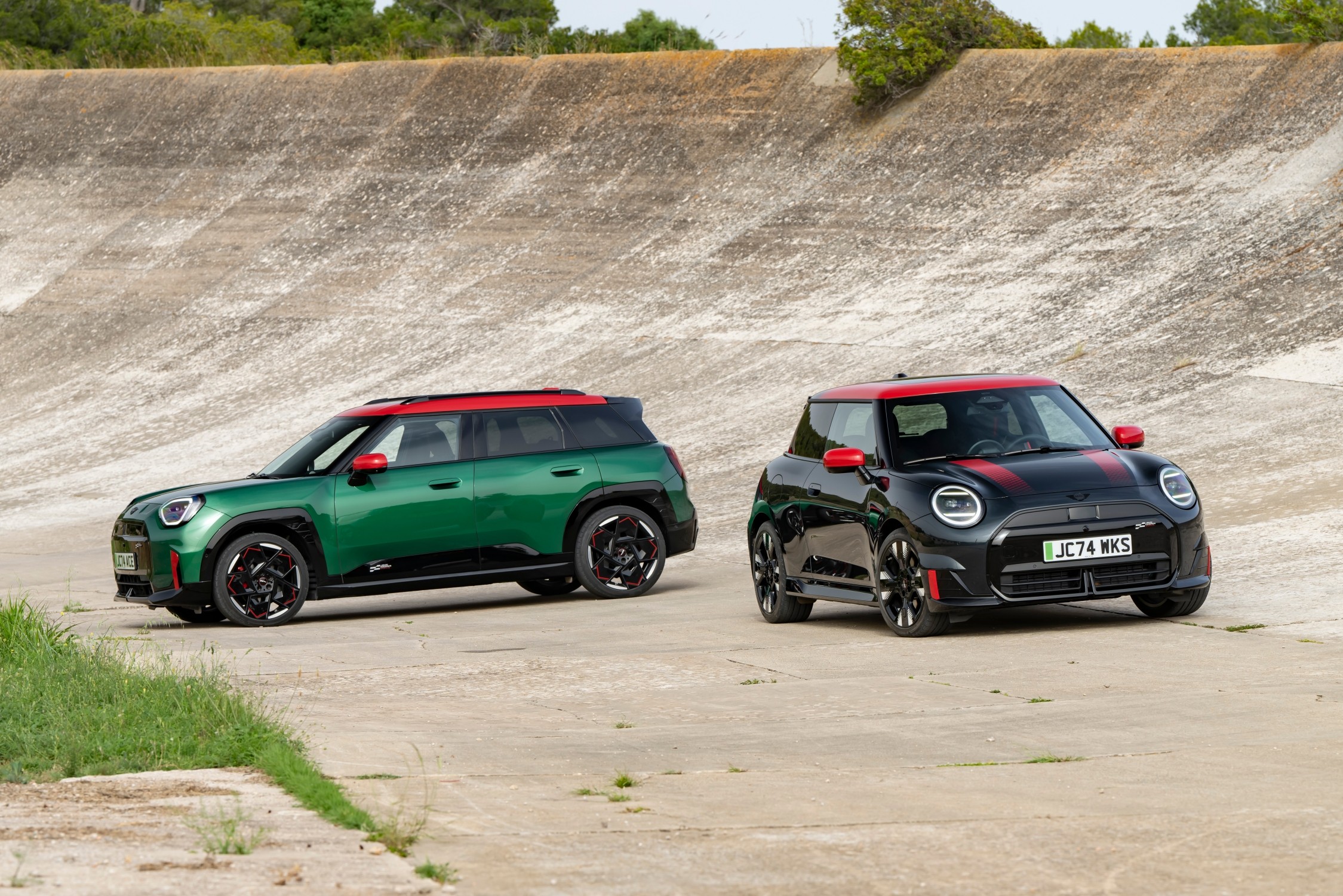 MINI lança primeiros modelos elétricos da linha John Cooper Works no Brasil